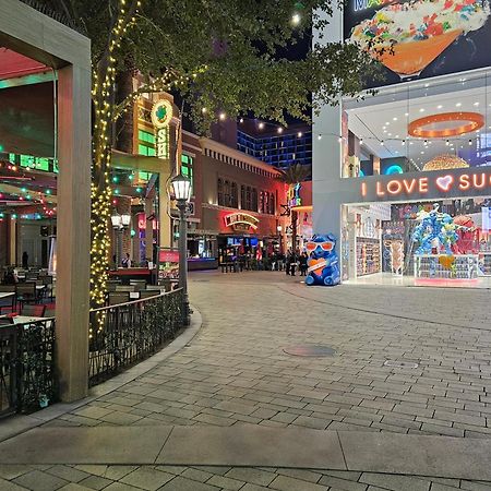 Coolest Bar Hoping Linq Casino Hotel Strip Las Vegas Exterior photo