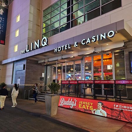 Coolest Bar Hoping Linq Casino Hotel Strip Las Vegas Exterior photo